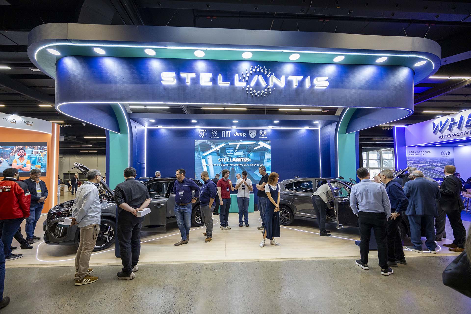 Stellantis apoia o Congresso SAE BRASIL 2025 e exibe as aplicações da tecnologia Bio-Hybrid 